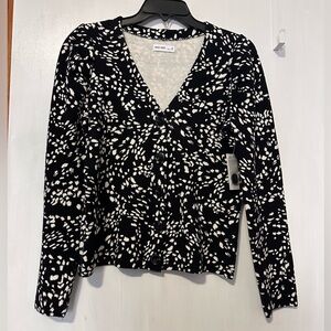 Women’s Black & White Cardigan Sweater, Medium, NWT